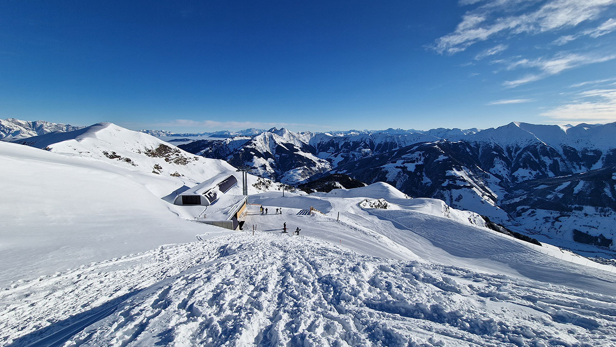 Uitzicht Rauris over bergstation Gipfelbahn
